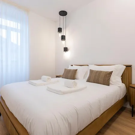 Dockside Apartament *